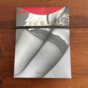 Vintage Frederick’s of Hollywood Scallop Lace Top Red Thigh High Leg Ware